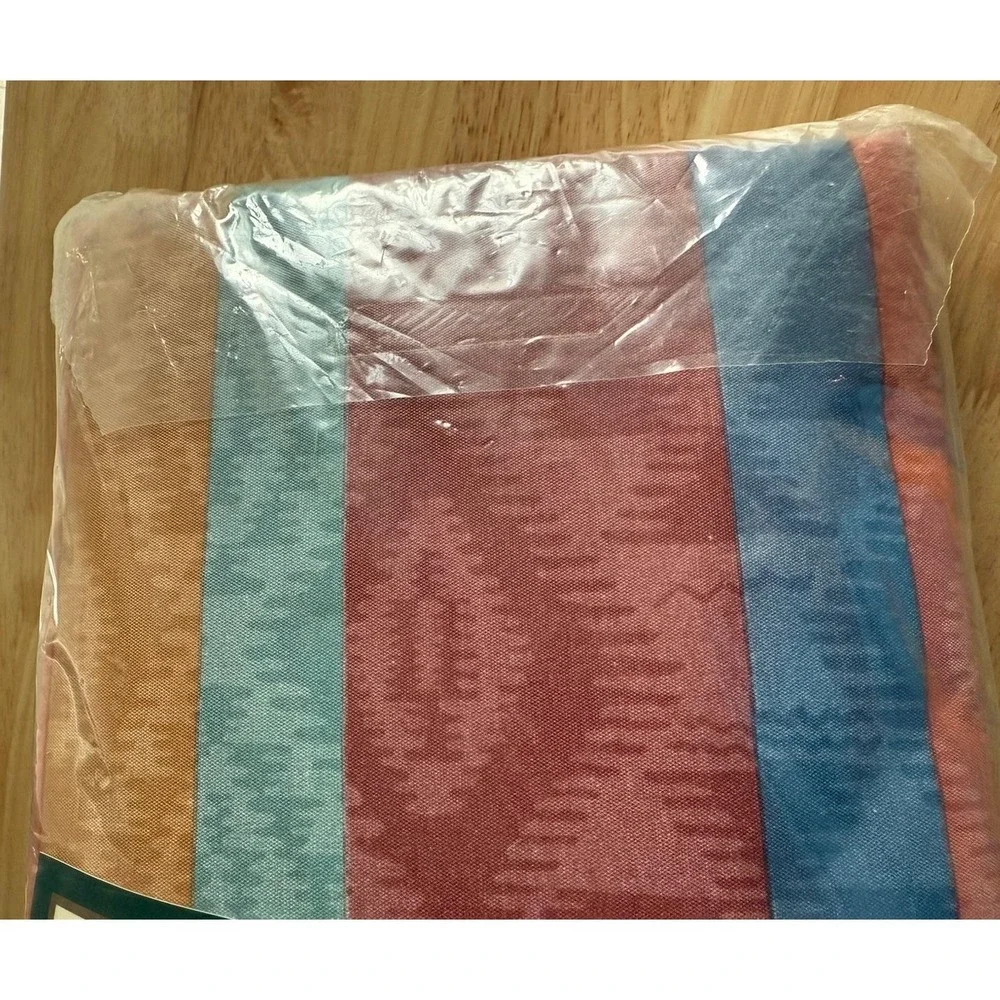Vintage Gloria Vanderbilt Flannel Backed Vinyl‎ Tablecloth 60